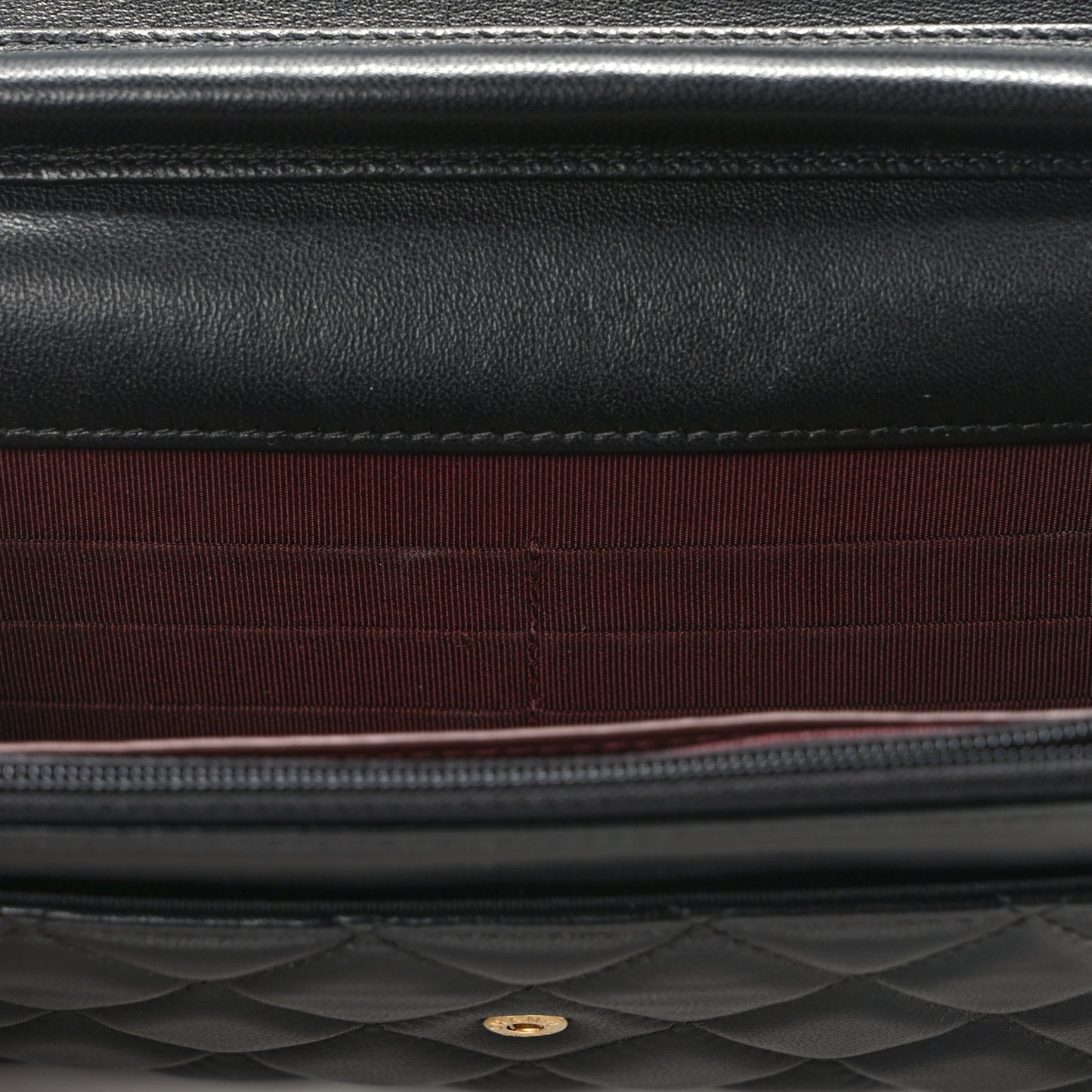 Lambskin Quilted Wallet On Chain WOC Black