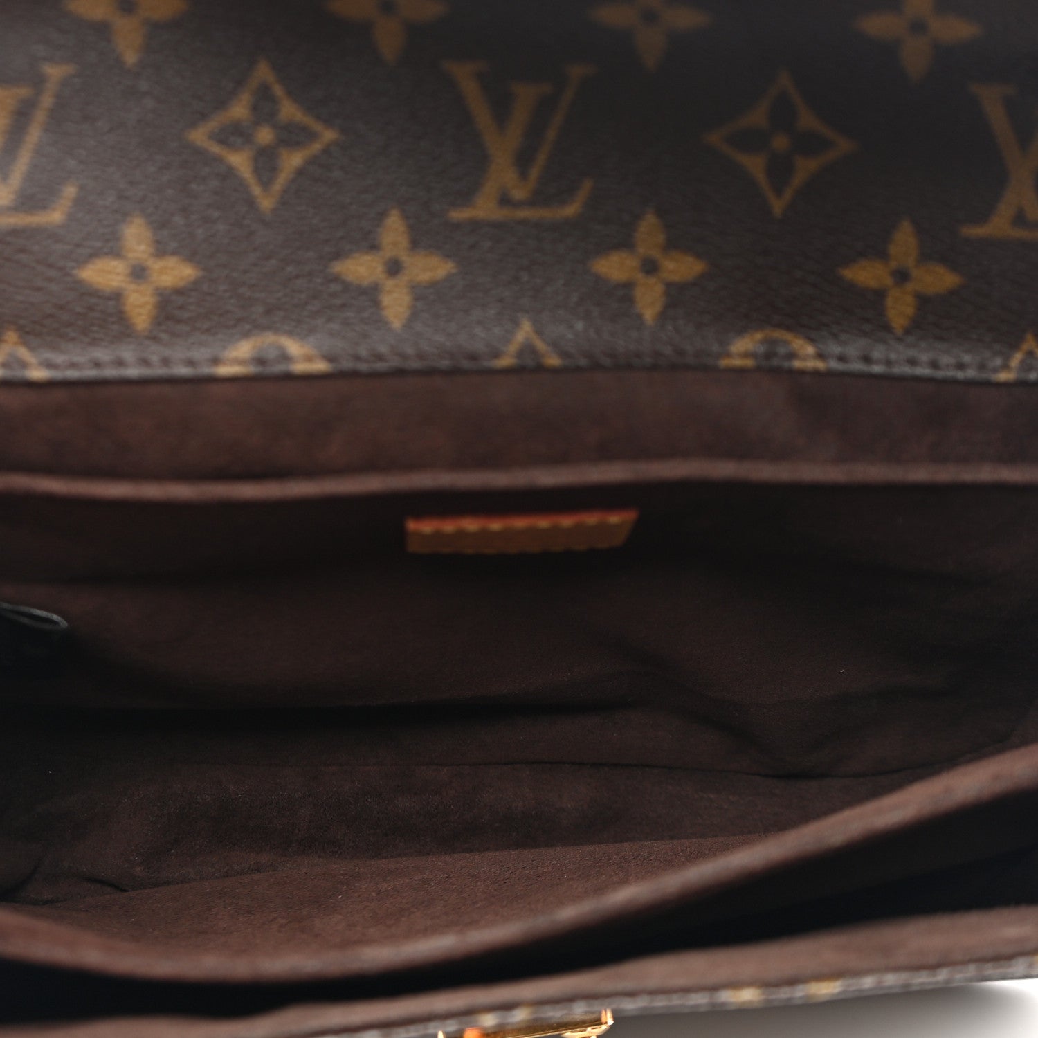 Louis Vuitton Monogram Pochette Metis 5 of 11