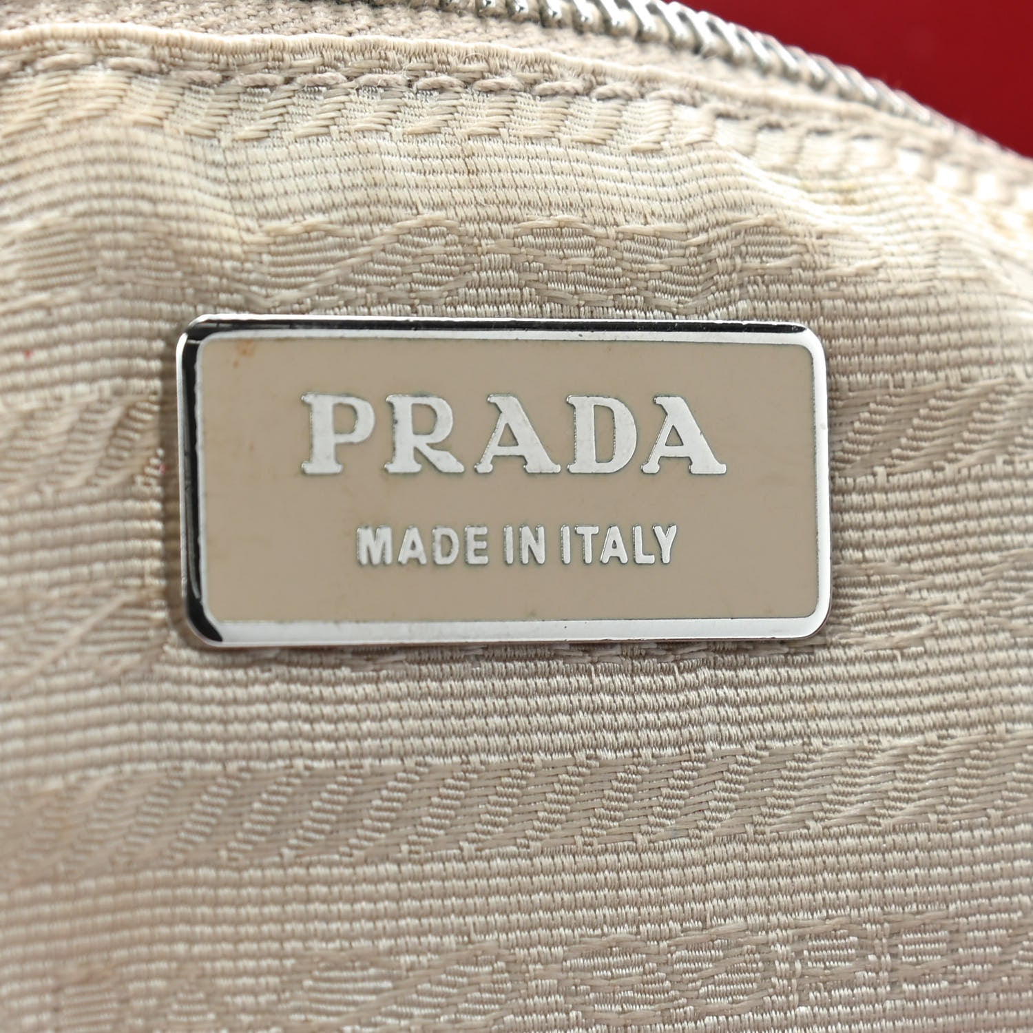 Prada Vitello Drive Perforated Perforated Tote Fuoco 8 of 12