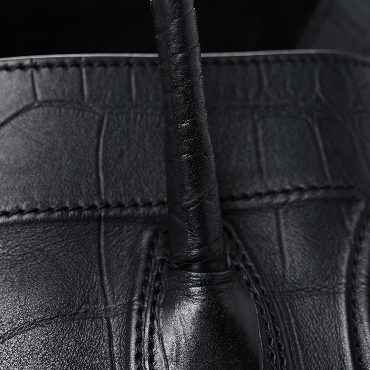 Celine Calfskin Crocodile Embossed Medium Phantom Luggage Black 25 of 28