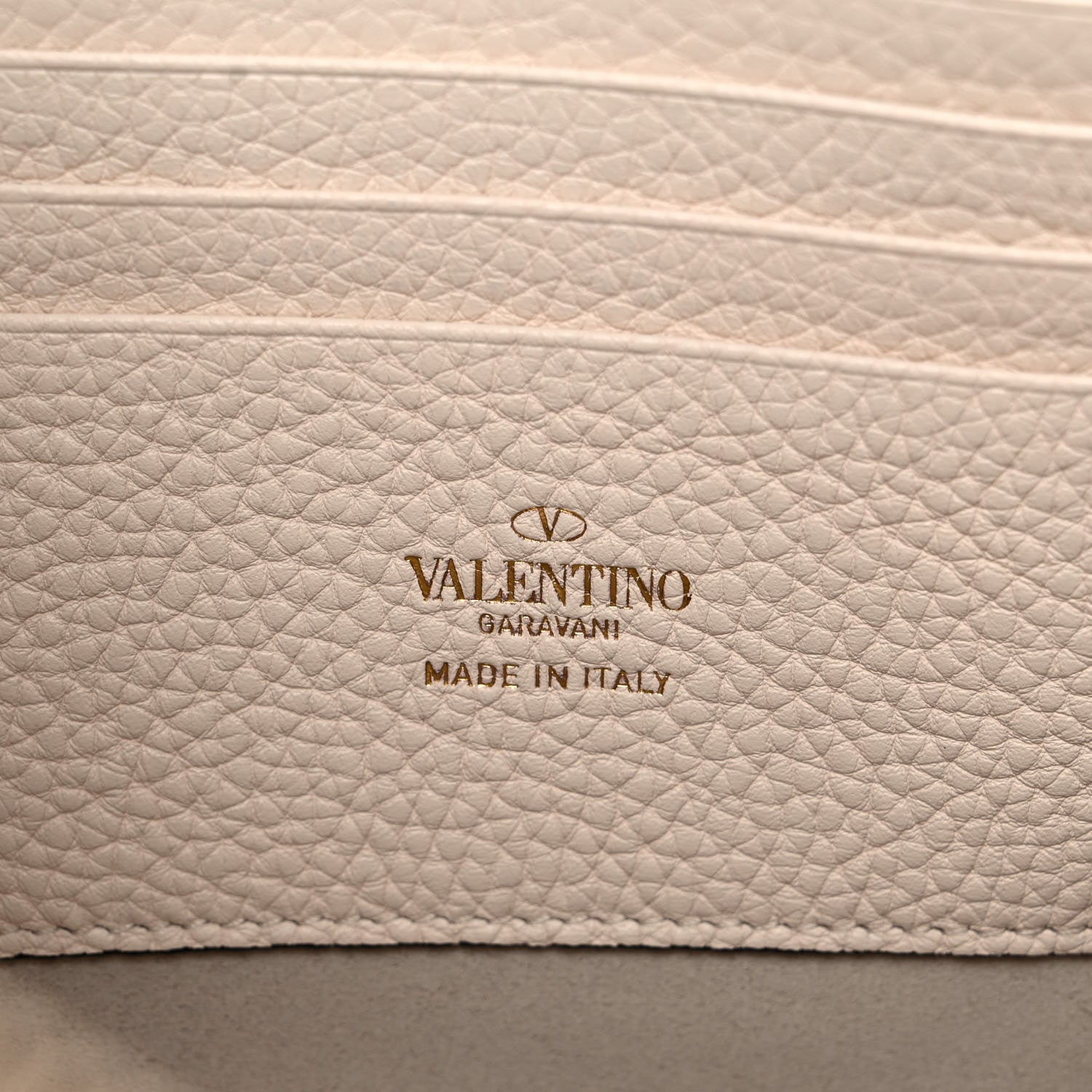 Valentino Garavani Pebbled Calfskin Rockstud Zip Pouch Ivory 6 of 12