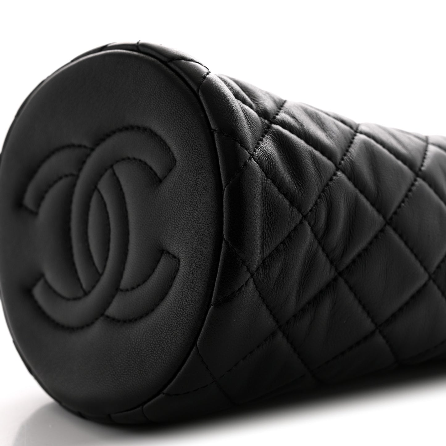 Lambskin Quilted Small Pearl Crush Bucket Bag Black