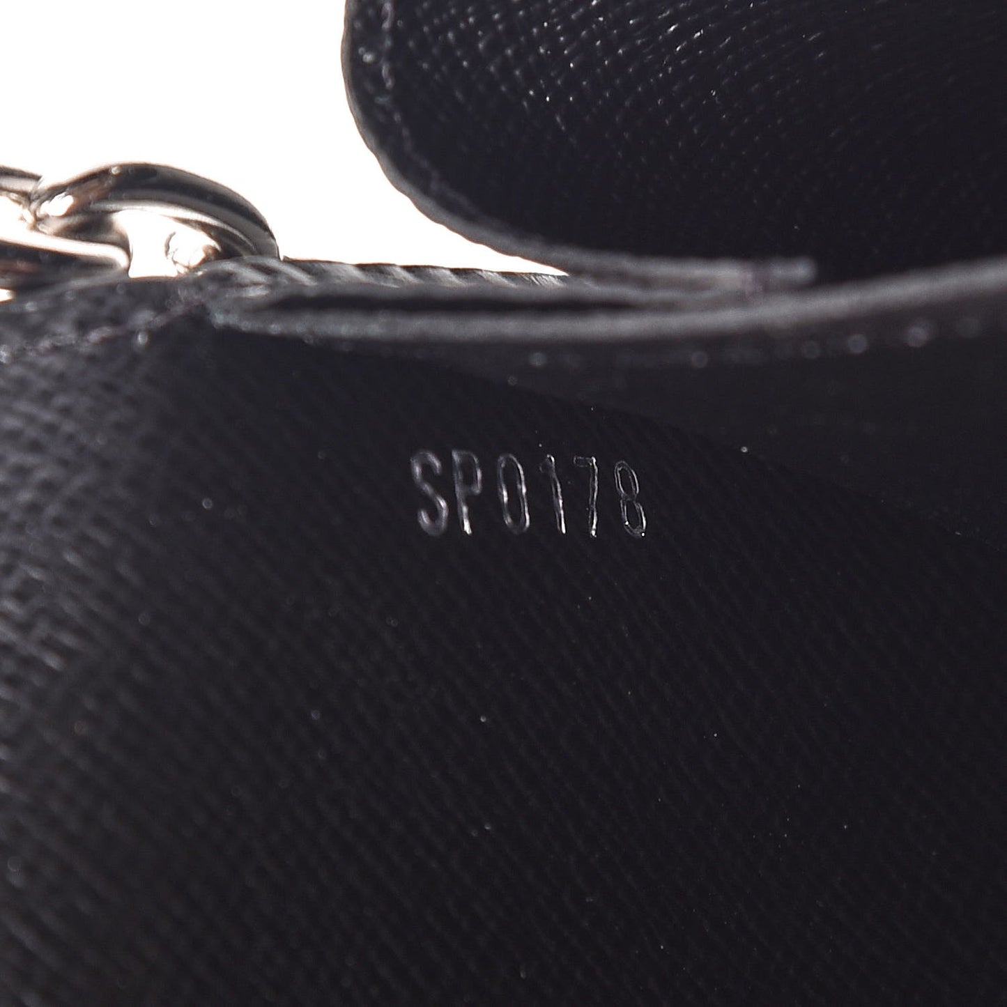 Epi Twist Chain Wallet Black