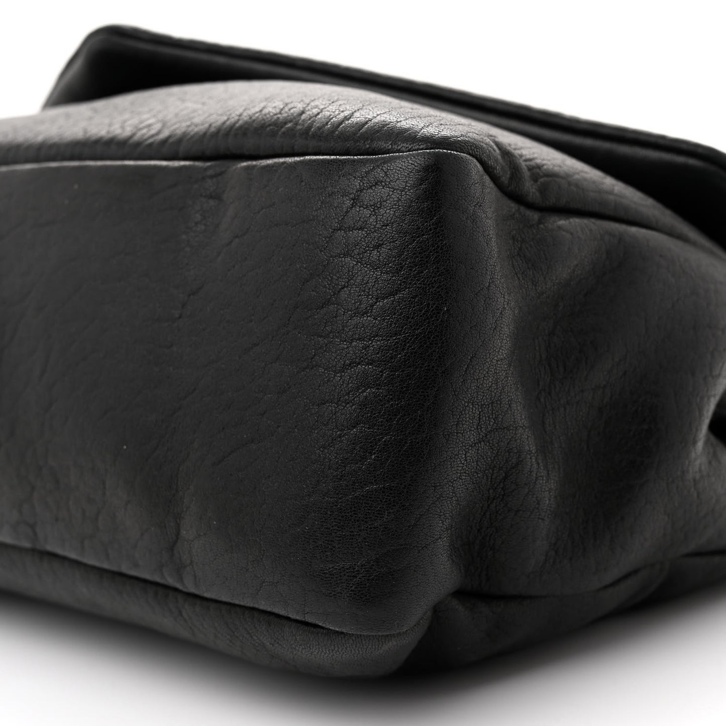 Grained Lambskin Large Calypso Black