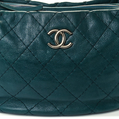 Chanel Glazed Calfskin On The Road Hobo Blue 8 of 10