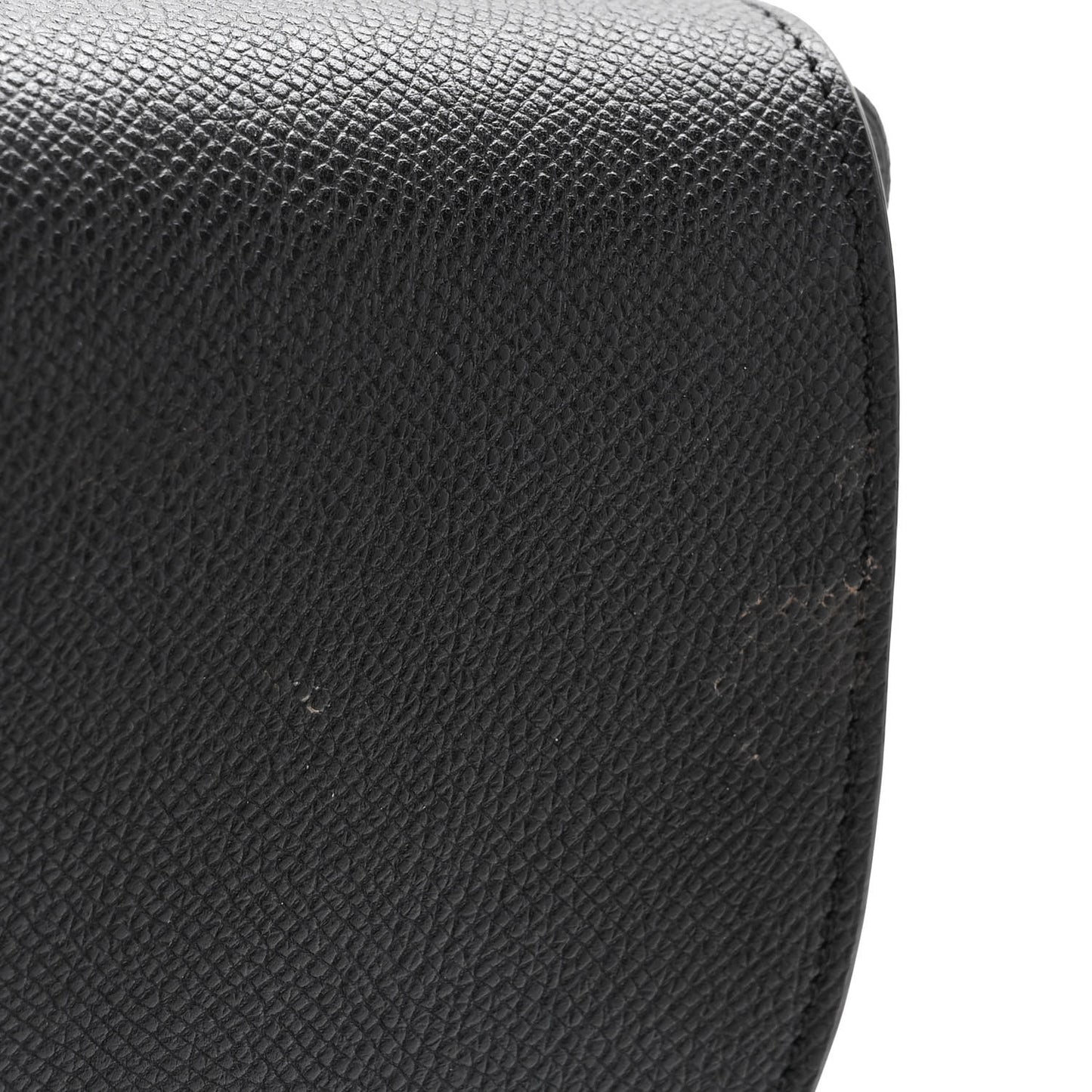 Grained Calfskin Medium Trotteur Black