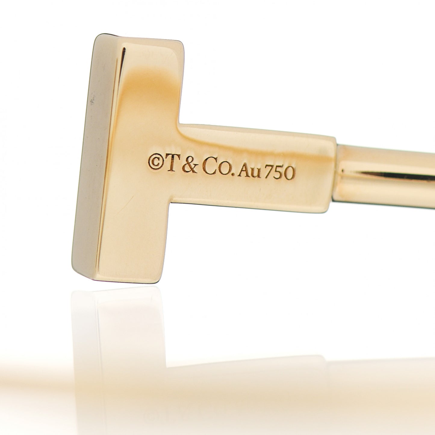 18K Yellow Gold T Wire Bracelet