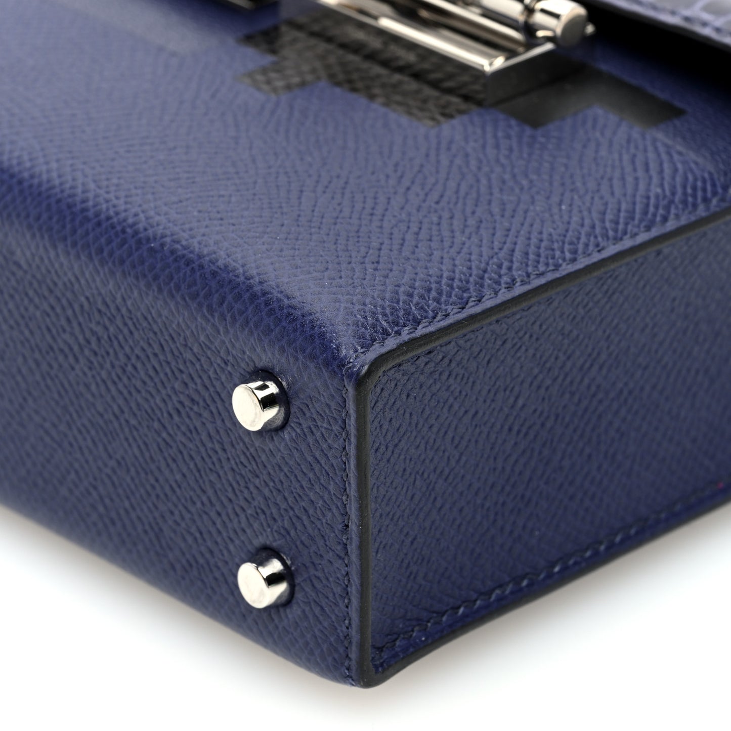 Epsom Shiny Alligator Mini Verrou Chaine Bag Bleu Encre Black