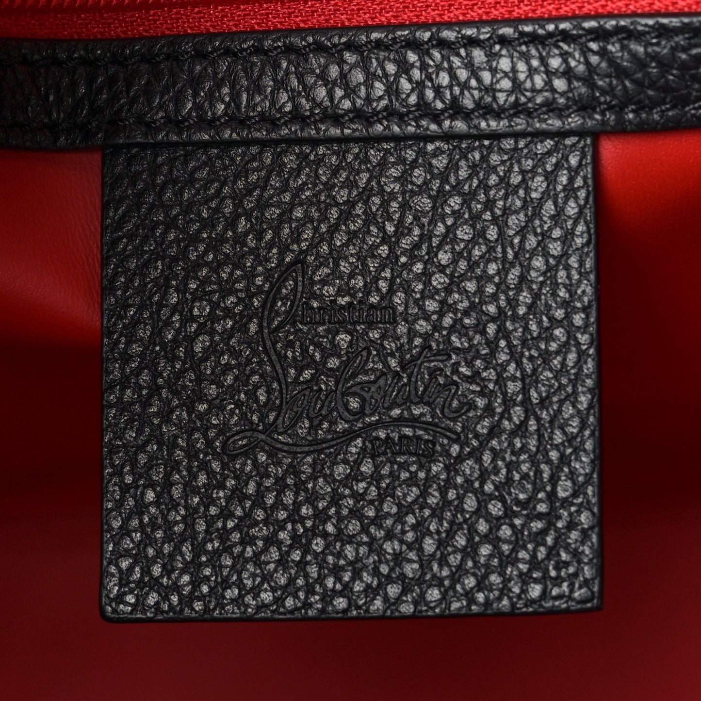 Calfskin Spikes Medium Paloma Black
