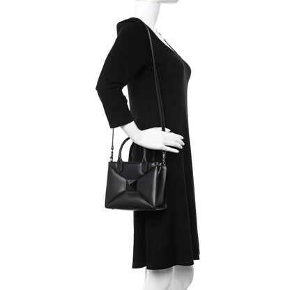 Valentino Garavani Nappa Monochrome Small One Stud Handbag Black 2 of 9