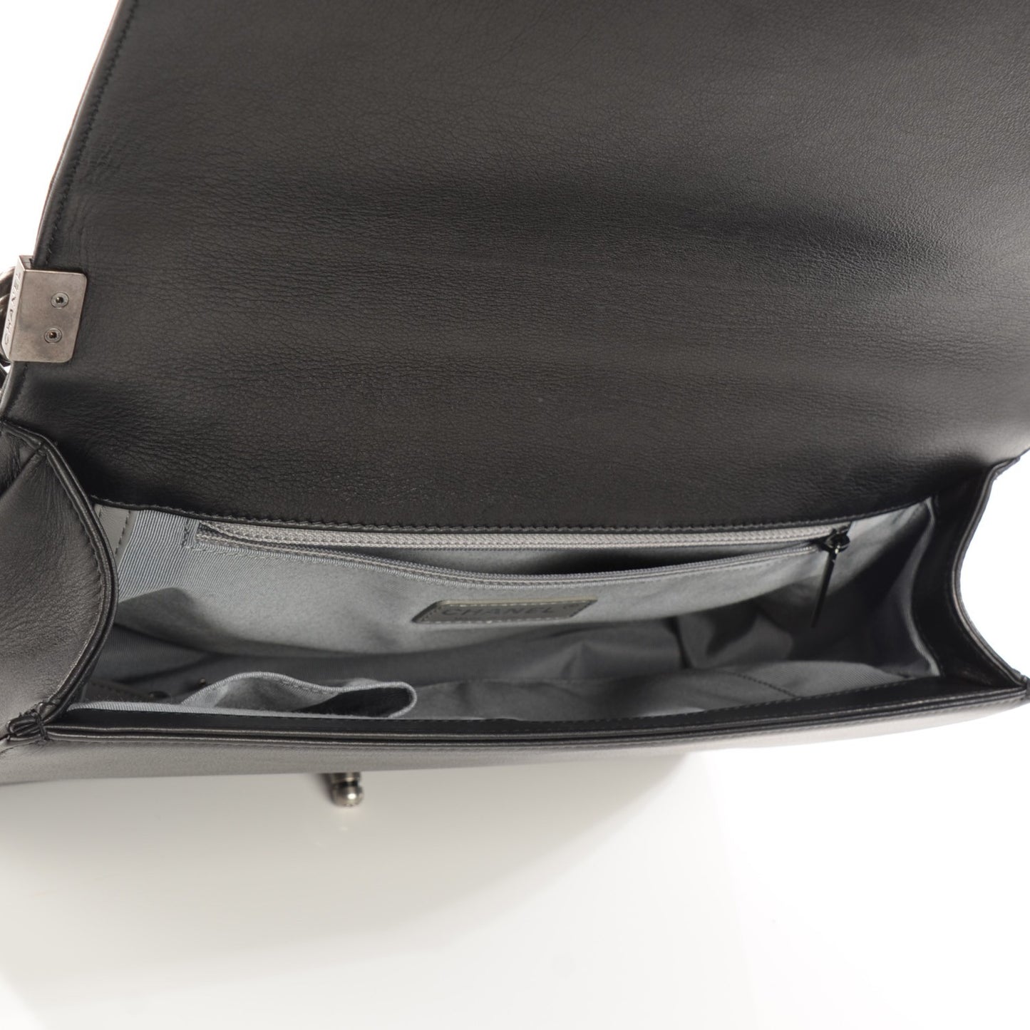 Calfskin Quilted Large Boy Flap Black