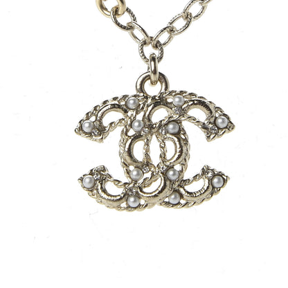 Chanel Pearl Crystal CC Bracelet Light Gold 3 of 5