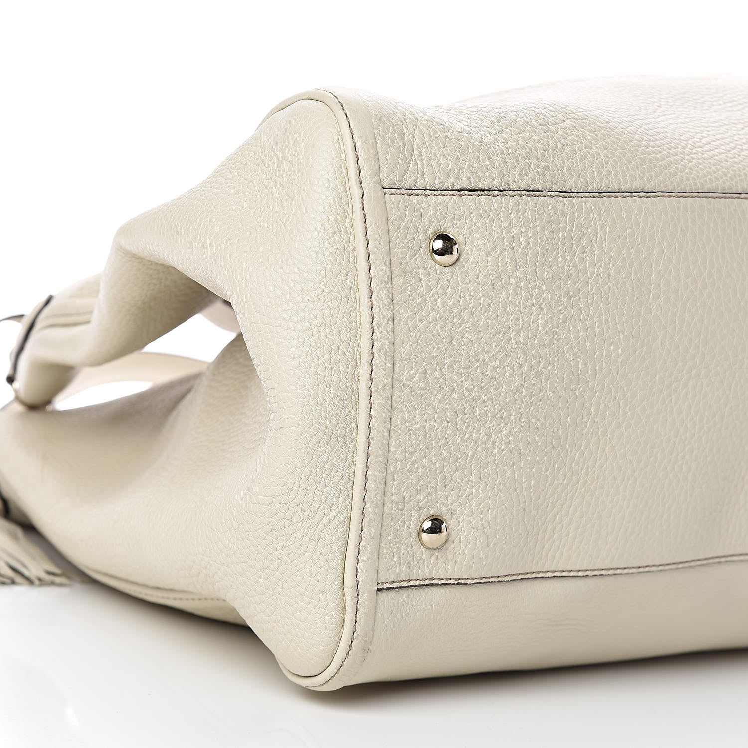 Gucci Pebbled Calfskin Large Soho Shoulder Bag Off White 8 of 10