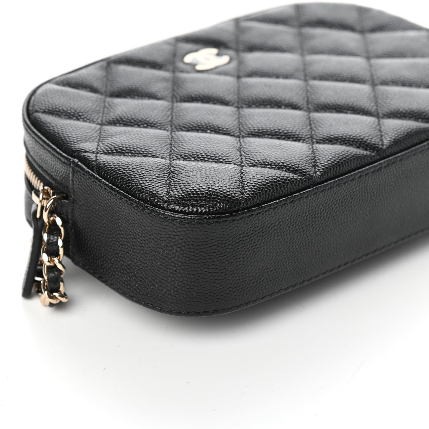 Caviar Quilted Vanity With Chain Black