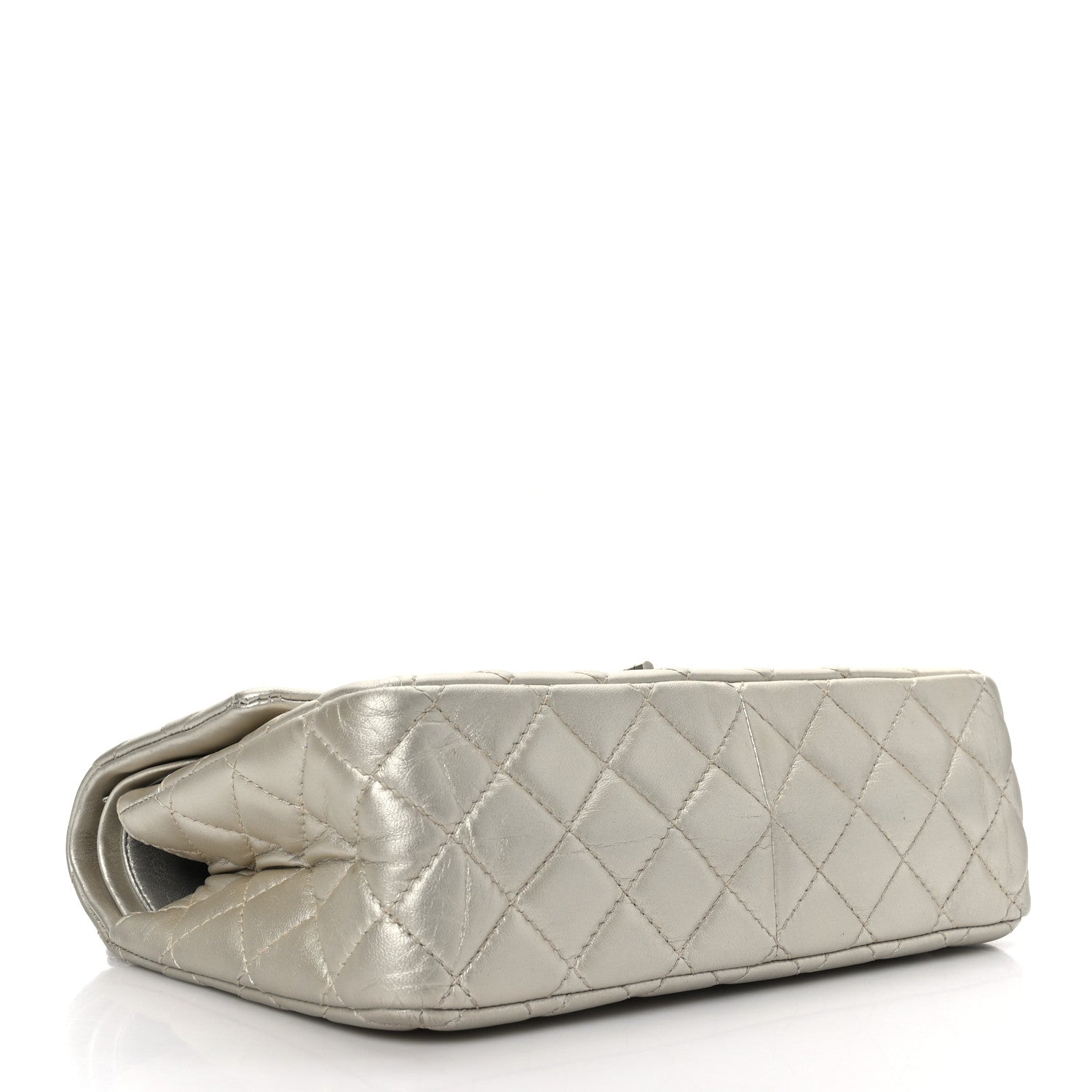 Chanel Metallic Lambskin Quilted 2.55 Reissue 226 Flap Pale Gold 4 of 9