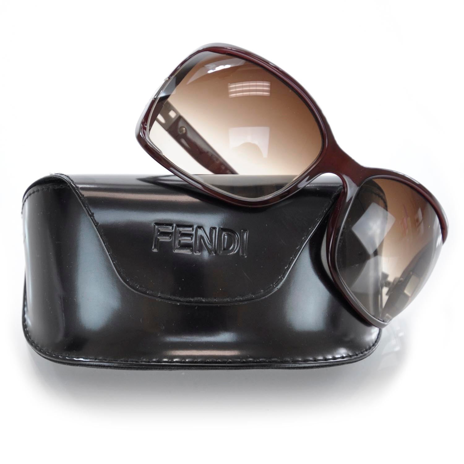 Fendi Sunglasses FS5004 | 8 of 8