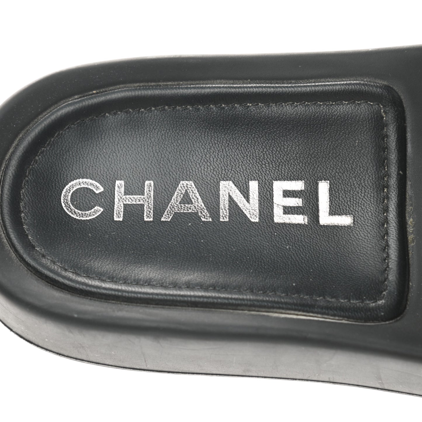 Lambskin Quilted CC Mules Sandals 38 Black