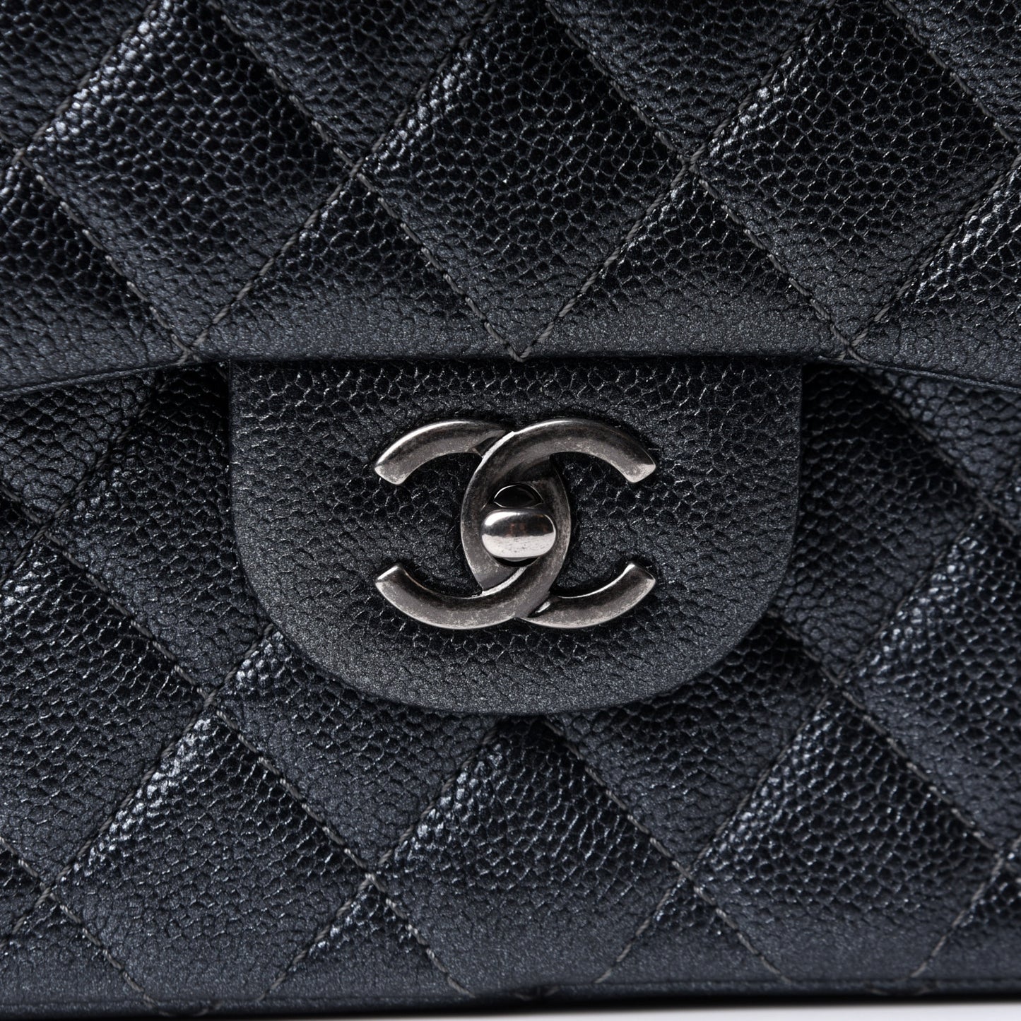 Metallic Caviar Quilted Jumbo Double Flap Dark Grey