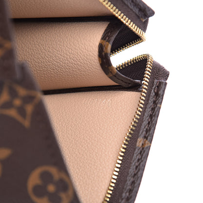 Louis Vuitton Monogram Toiletry Pouch 19 6 of 8