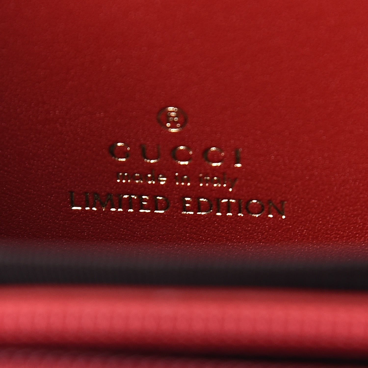 Gucci GG Supreme Monogram Kingsnake Heart Embroidered Zip Around Wallet Red 6 of 9