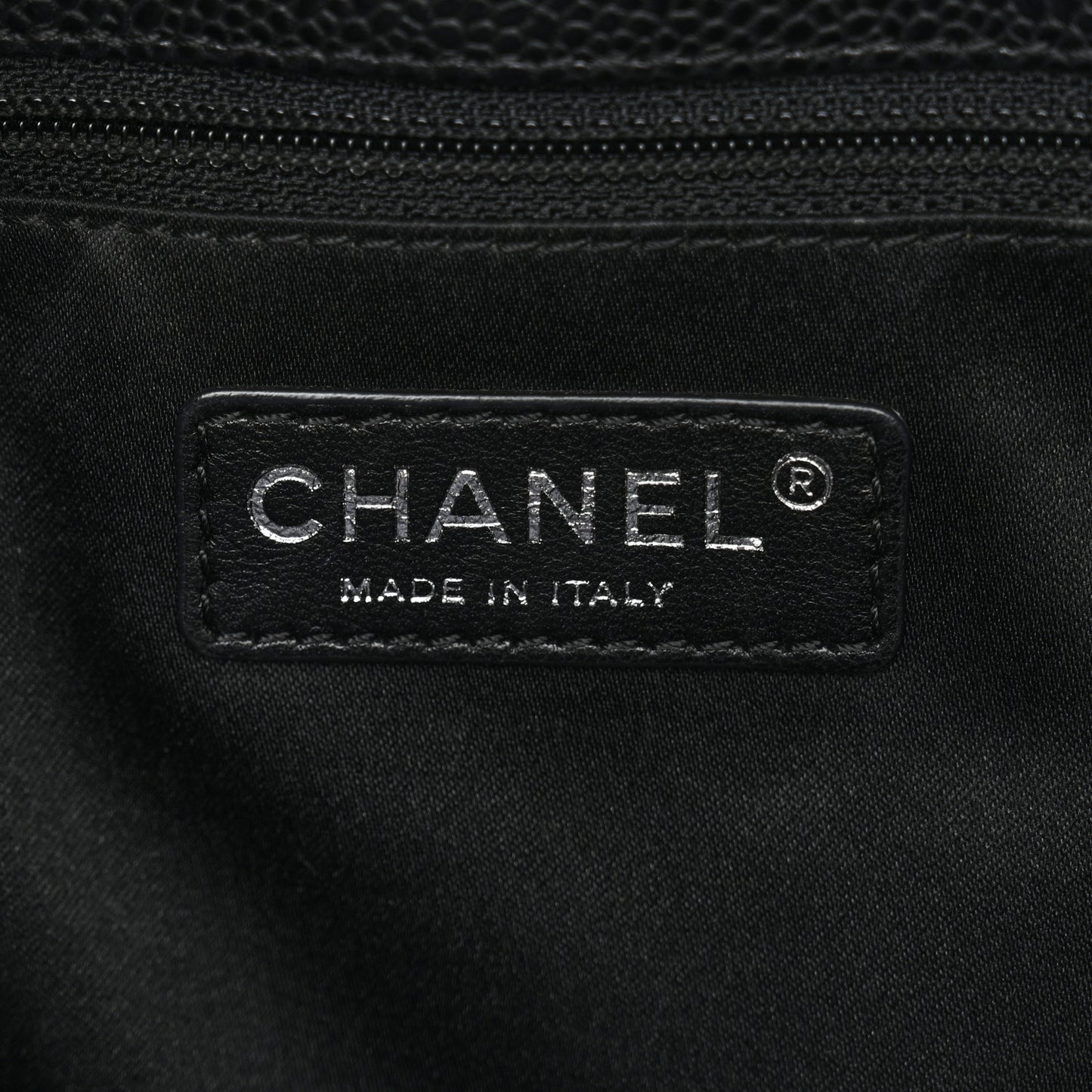 Caviar Quilted Vertical Grand Shopping Tote GST Black
