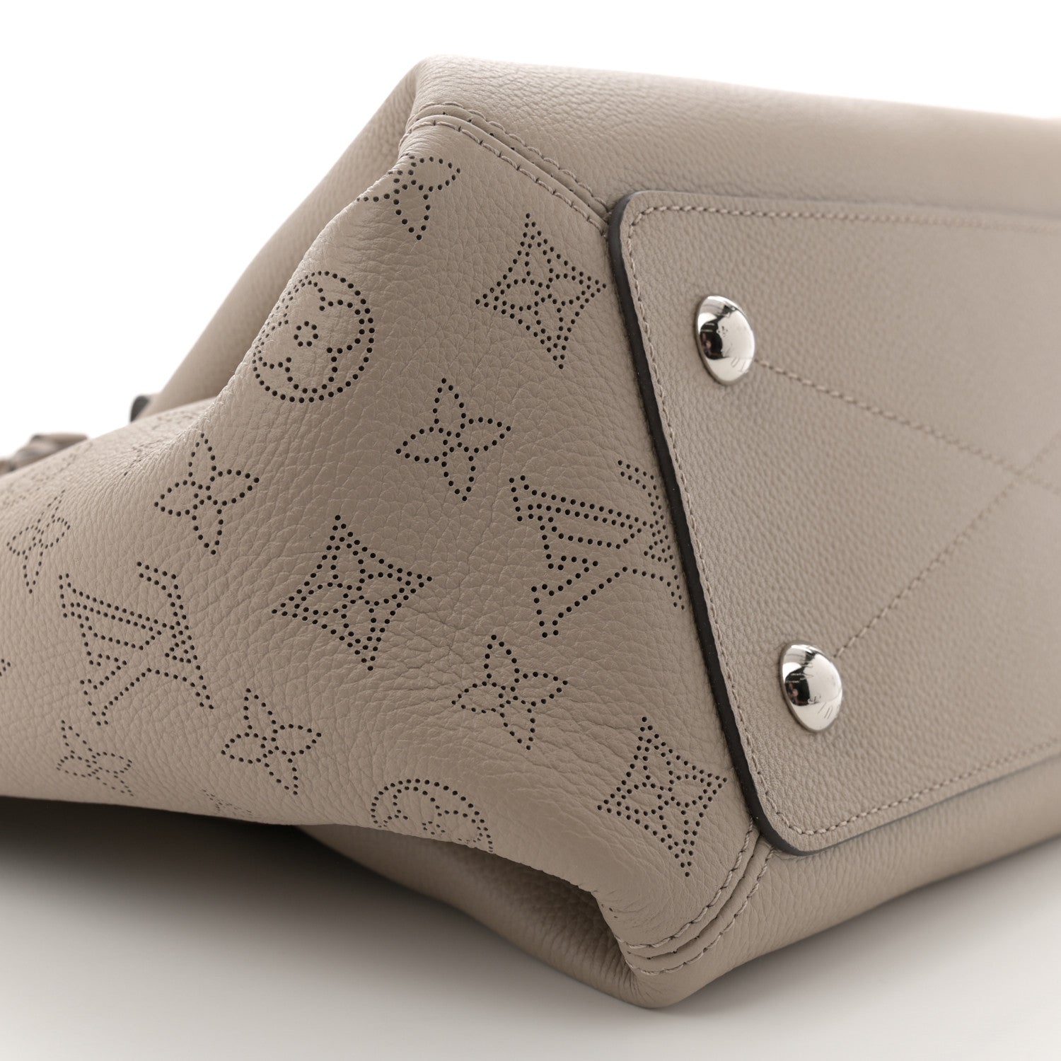 Louis Vuitton Mahina Haumea Galet 9 of 11