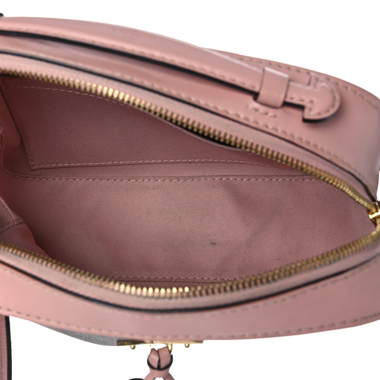 Monogram Saintonge Rose Poudre