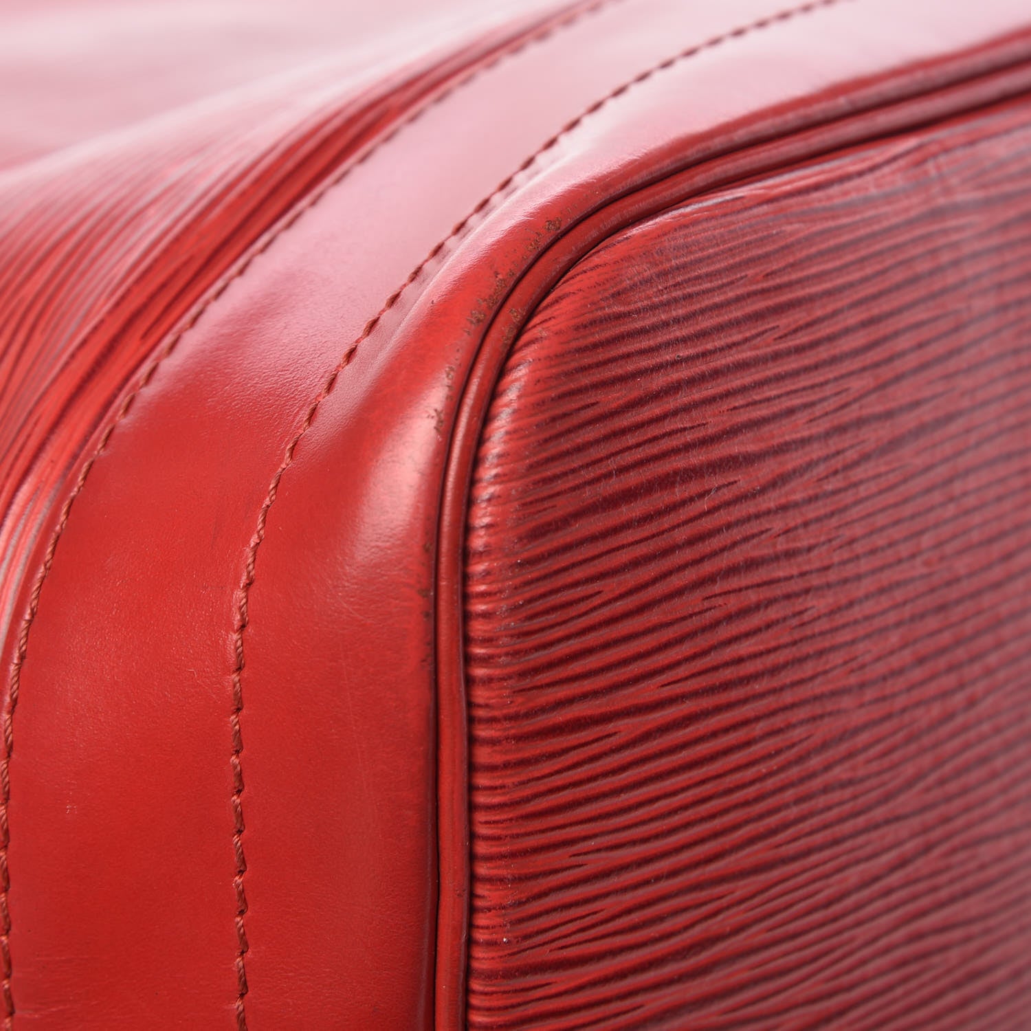 Louis Vuitton Epi Noe Castillan Red 12 of 13
