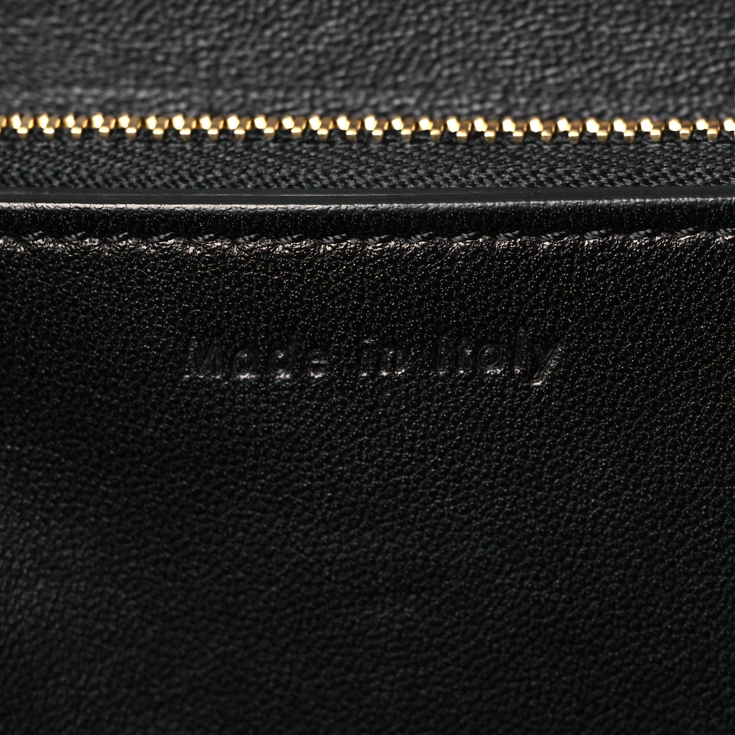 Box Calfskin Medium Classic Box Flap Bag Black