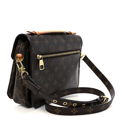 Louis Vuitton Monogram Pochette Metis 4 of 23