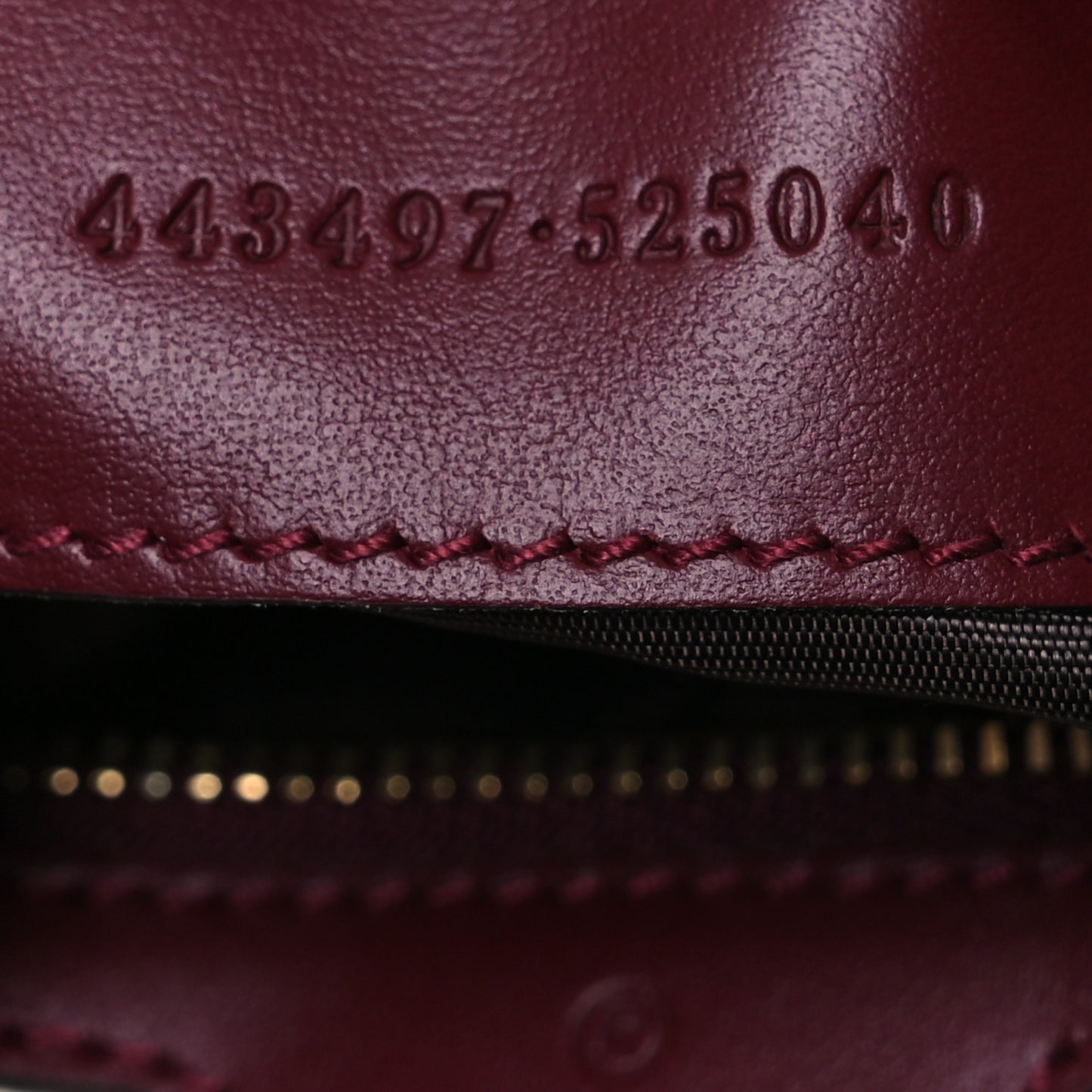 Calfskin Matelasse Small GG Marmont Shoulder Bag Rosso Ancora Red
