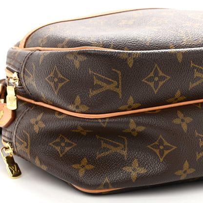 Louis Vuitton Monogram Reporter PM 9 of 12