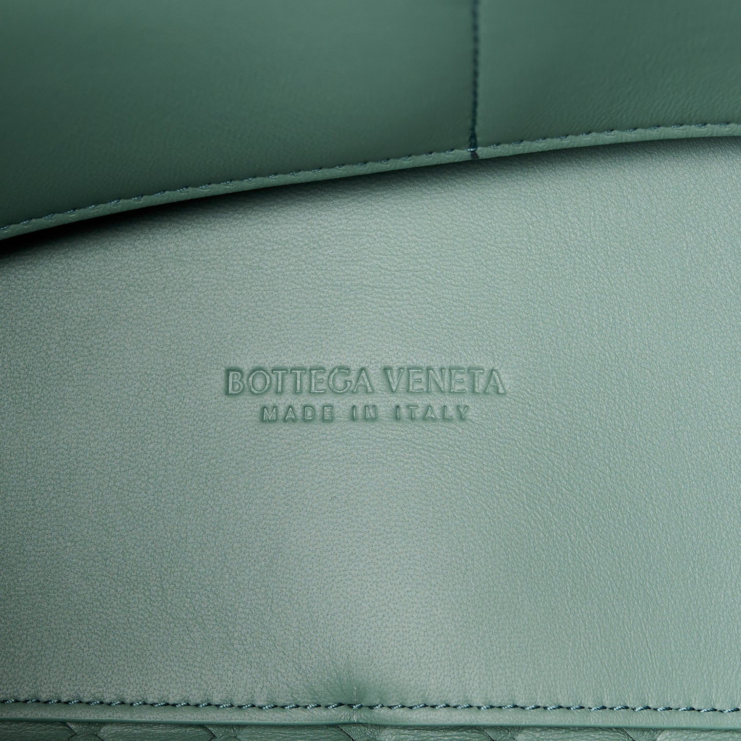 Nappa Intrecciato Medium Andiamo Shoulder Bag Aloe