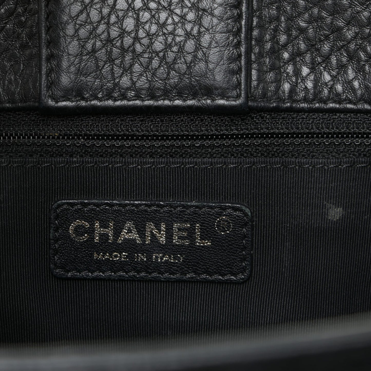 Calfskin Cerf Executive Shopper Tote Black