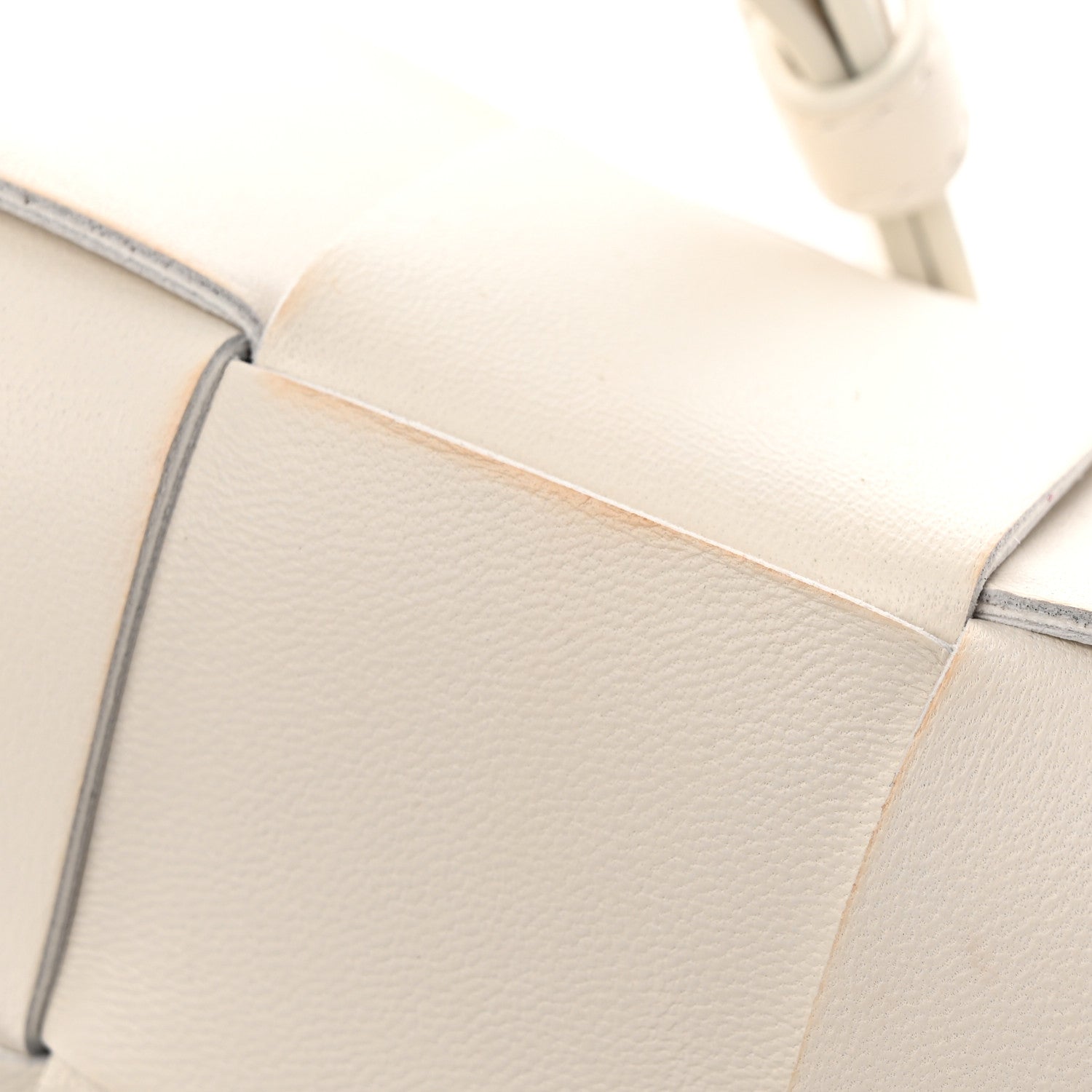 Bottega Veneta Lambskin Maxi Intrecciato Cassette Crossbody Bag White 13 of 25
