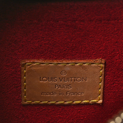 Louis Vuitton Monogram Croissant MM 6 of 11