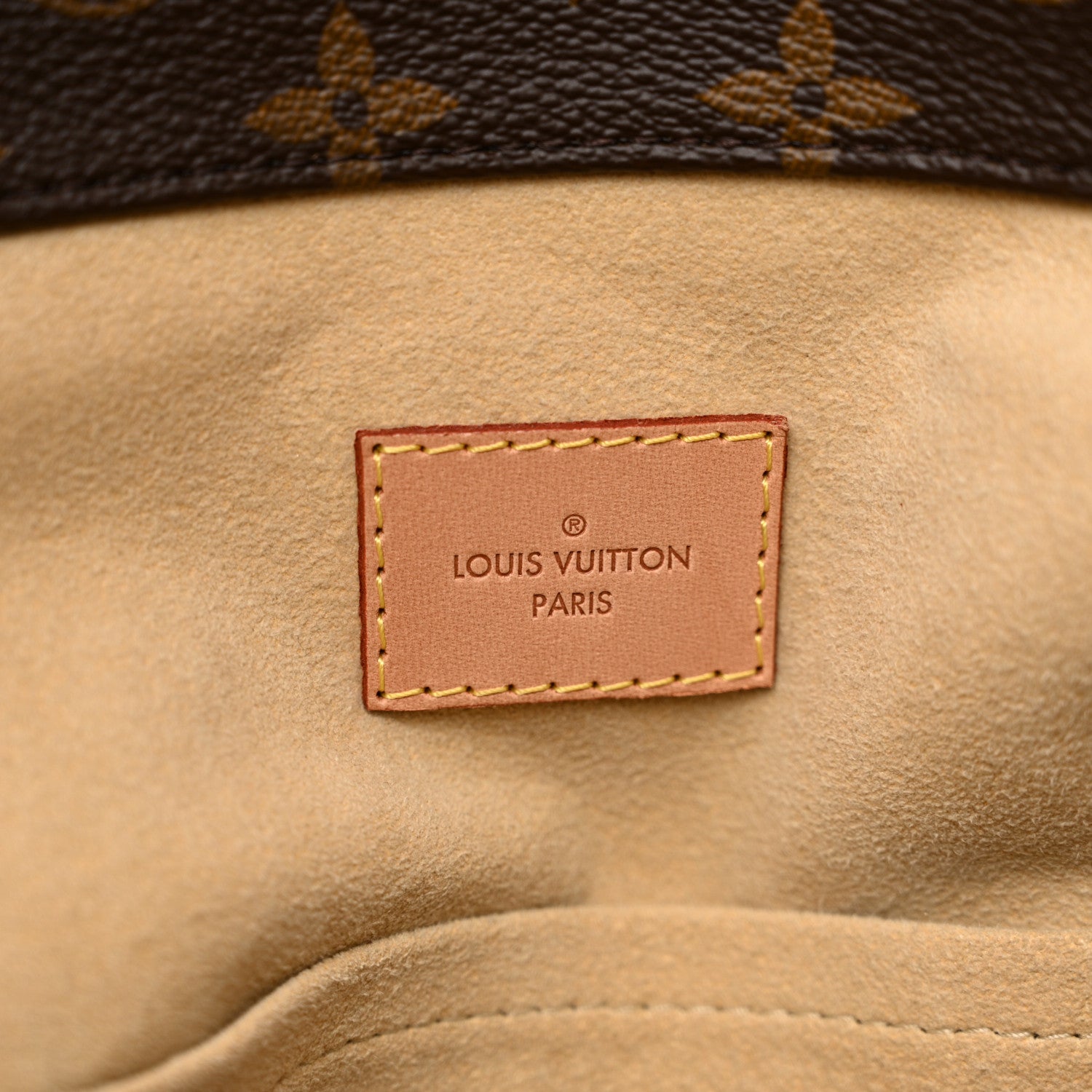 Louis Vuitton Monogram Artsy MM 6 of 9