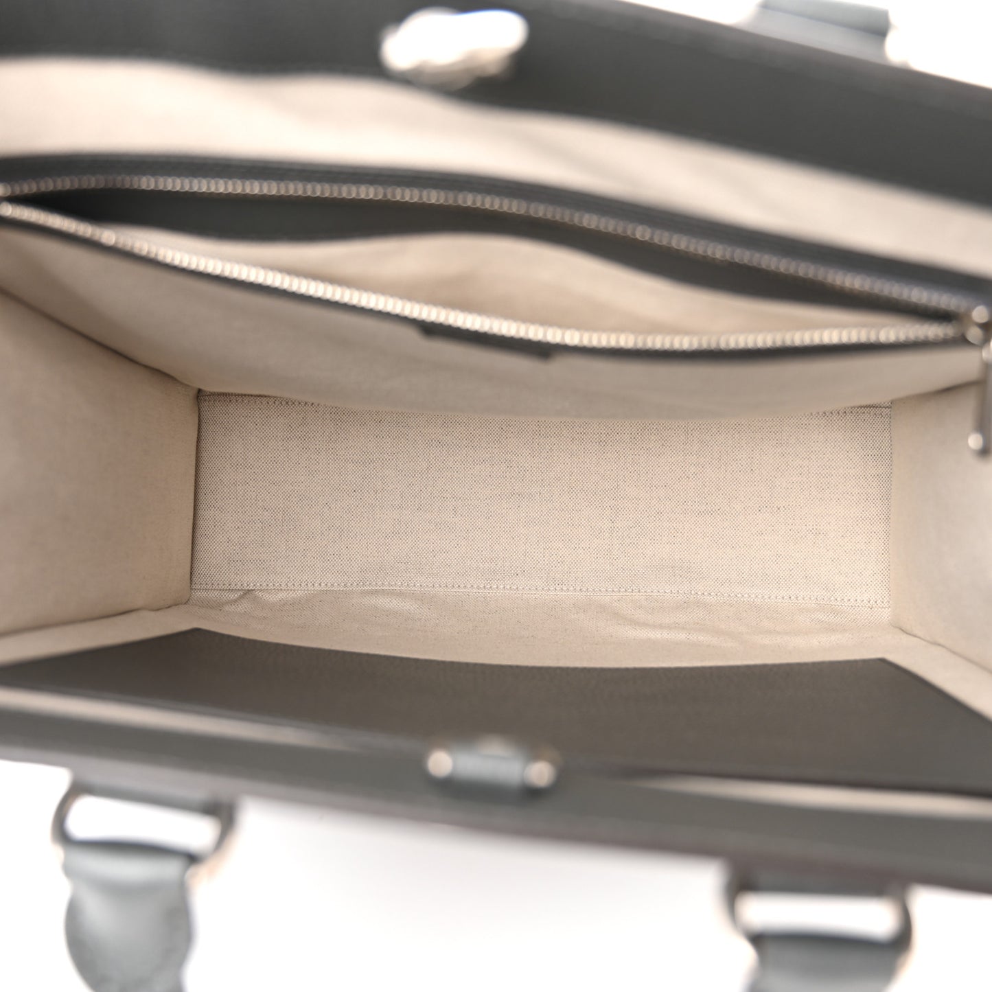 GG Supreme Monogram Textured Dollar Calfskin Medium Ophidia Tote Grey Black Graphite Grey