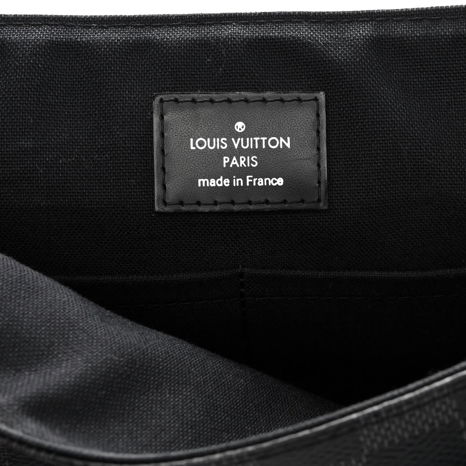 Louis Vuitton Damier Graphite District PM 6 of 10