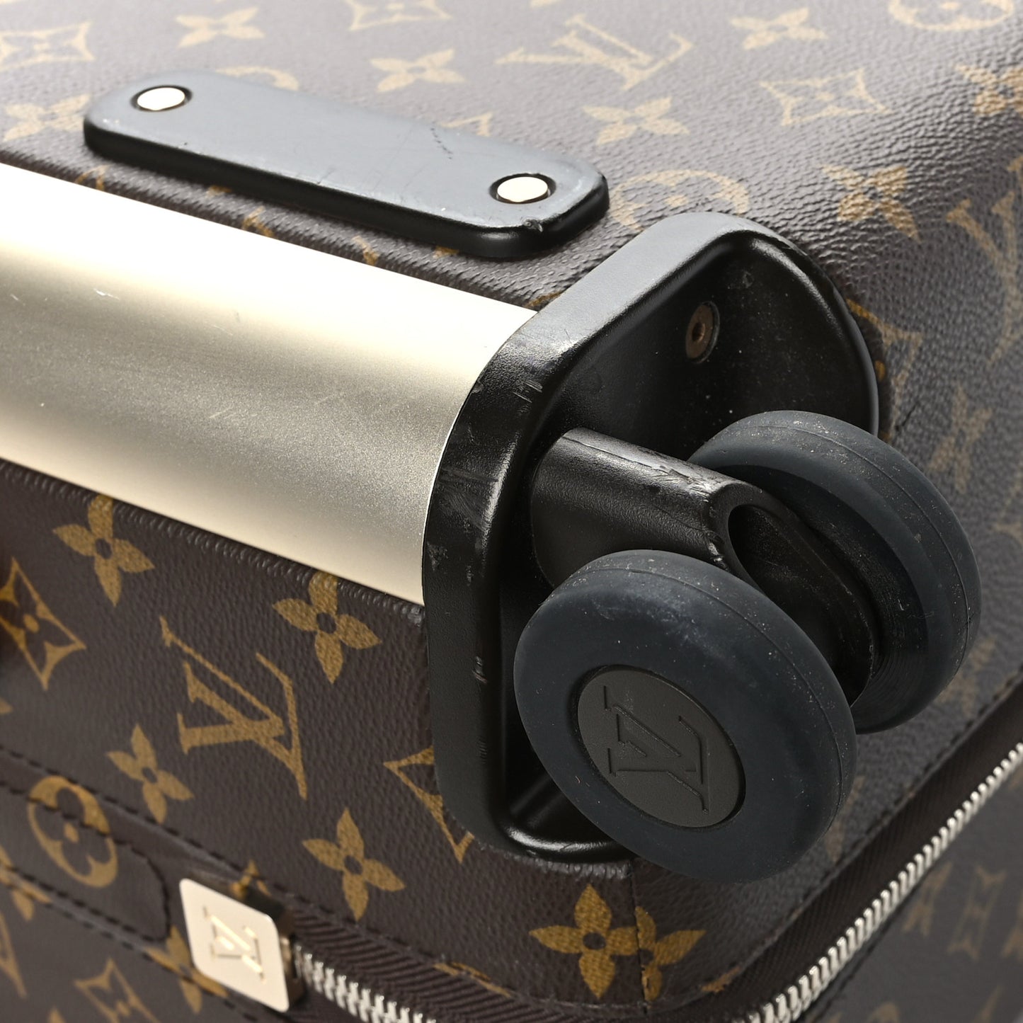 Monogram Horizon 55