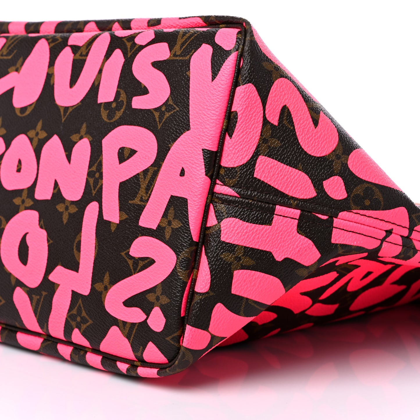 Monogram Graffiti Neverfull GM Fuchsia