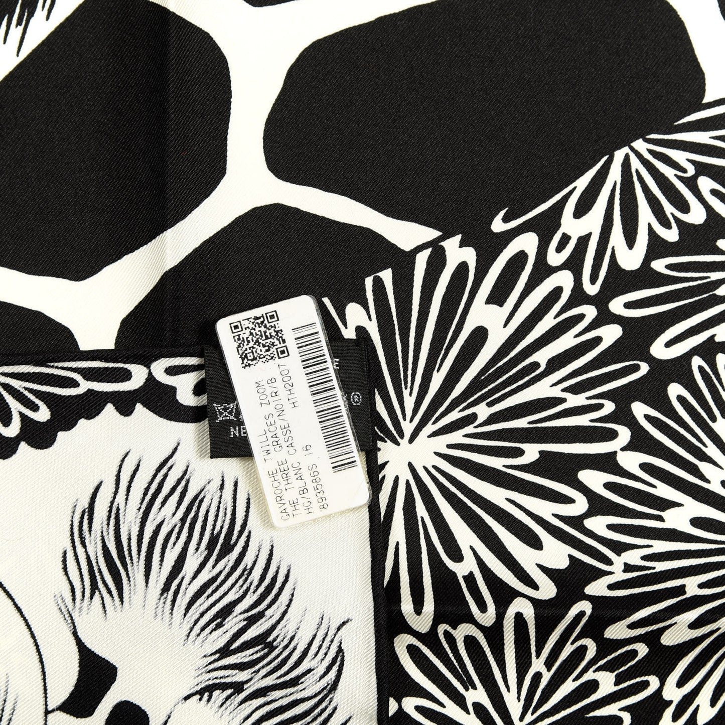 Silk The Three Graces Zoom Scarf 45 Blanc Casse Black