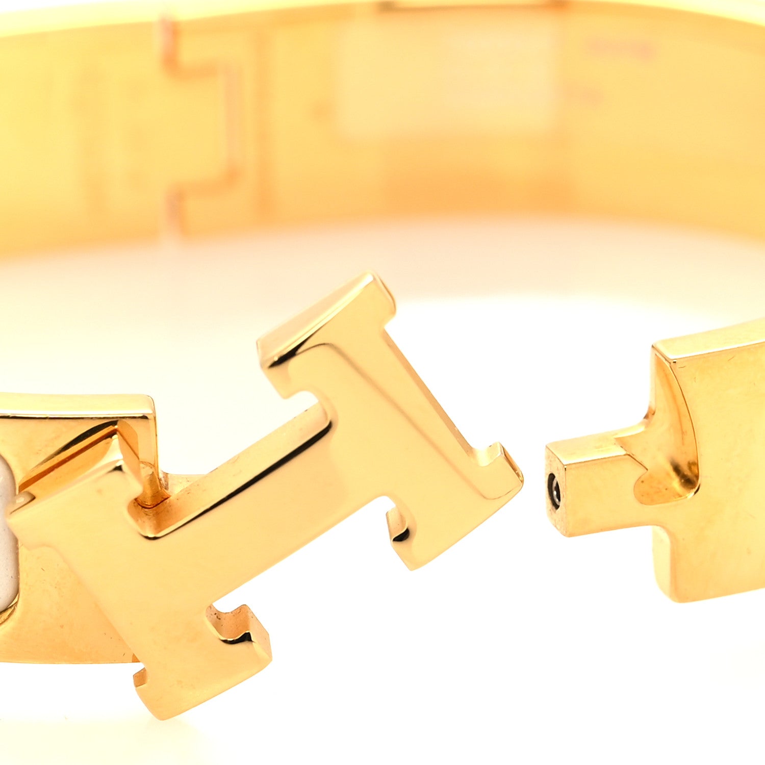 Hermes Enamel Narrow Clic Clac H Bracelet PM Pannacotta 4 of 5