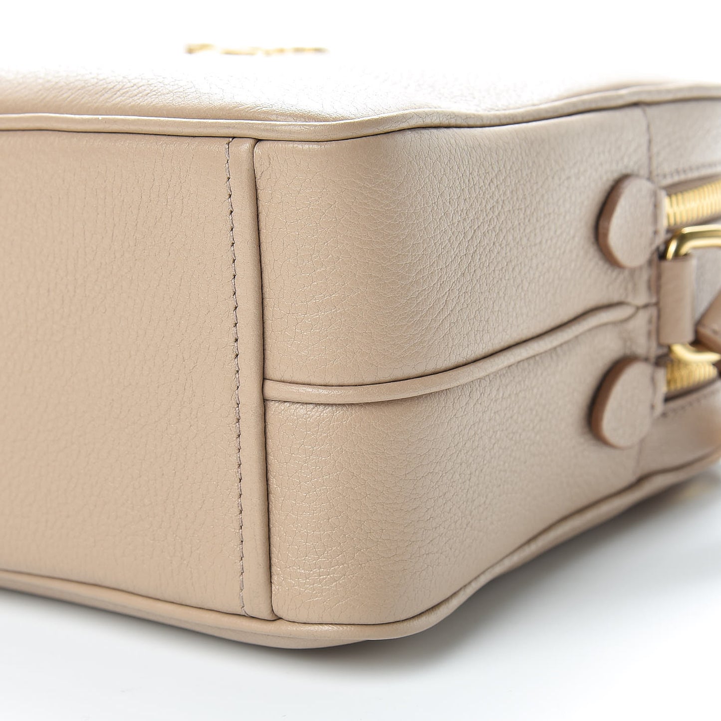 Vitello Phenix Camera Bag Cammeo