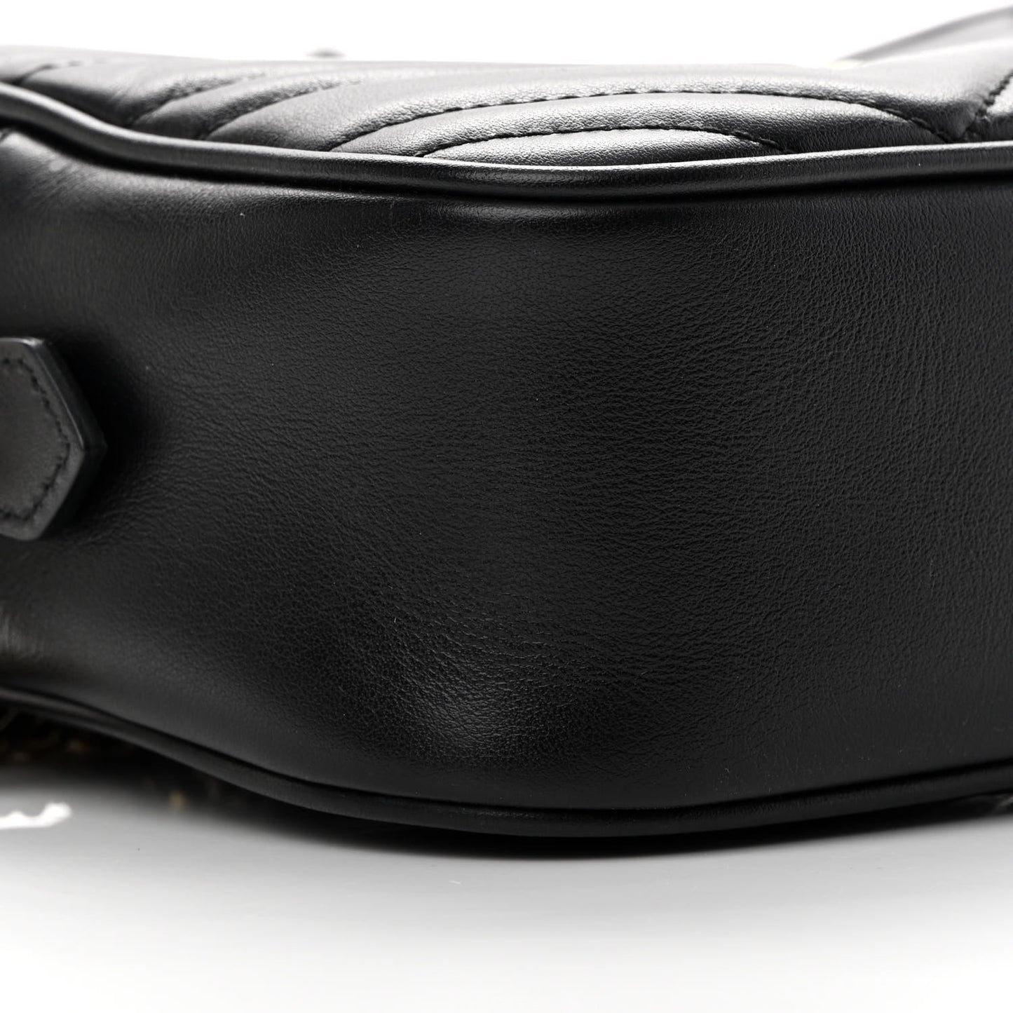 Calfskin Matelasse Small GG Marmont Chain Shoulder Bag Black