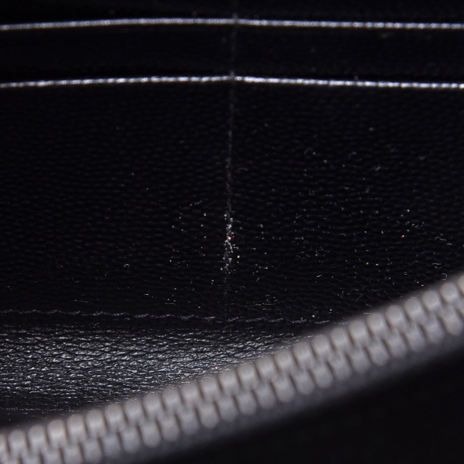 Saint Laurent Grain De Poudre Matelasse Chevron Monogram Chain Wallet Black 11 of 13