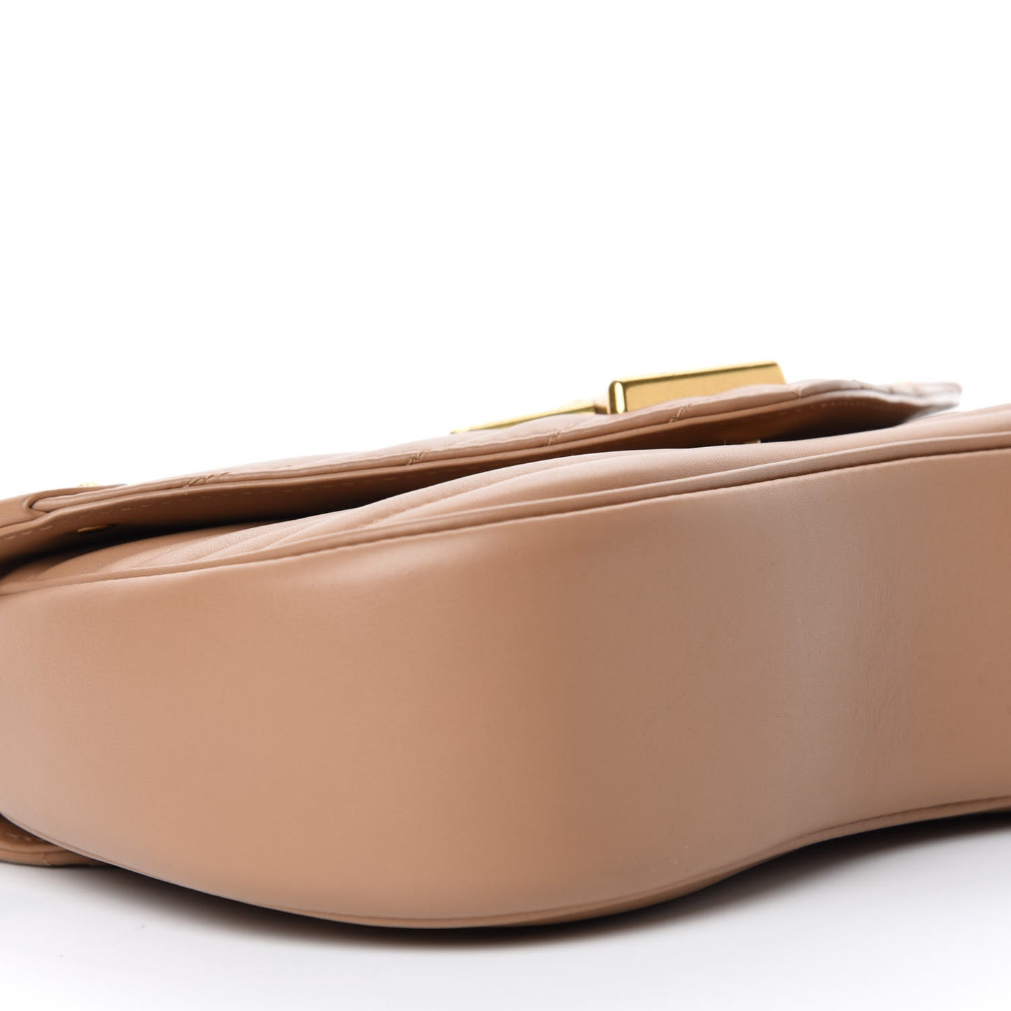 Calfskin New Wave Chain MM Noisette