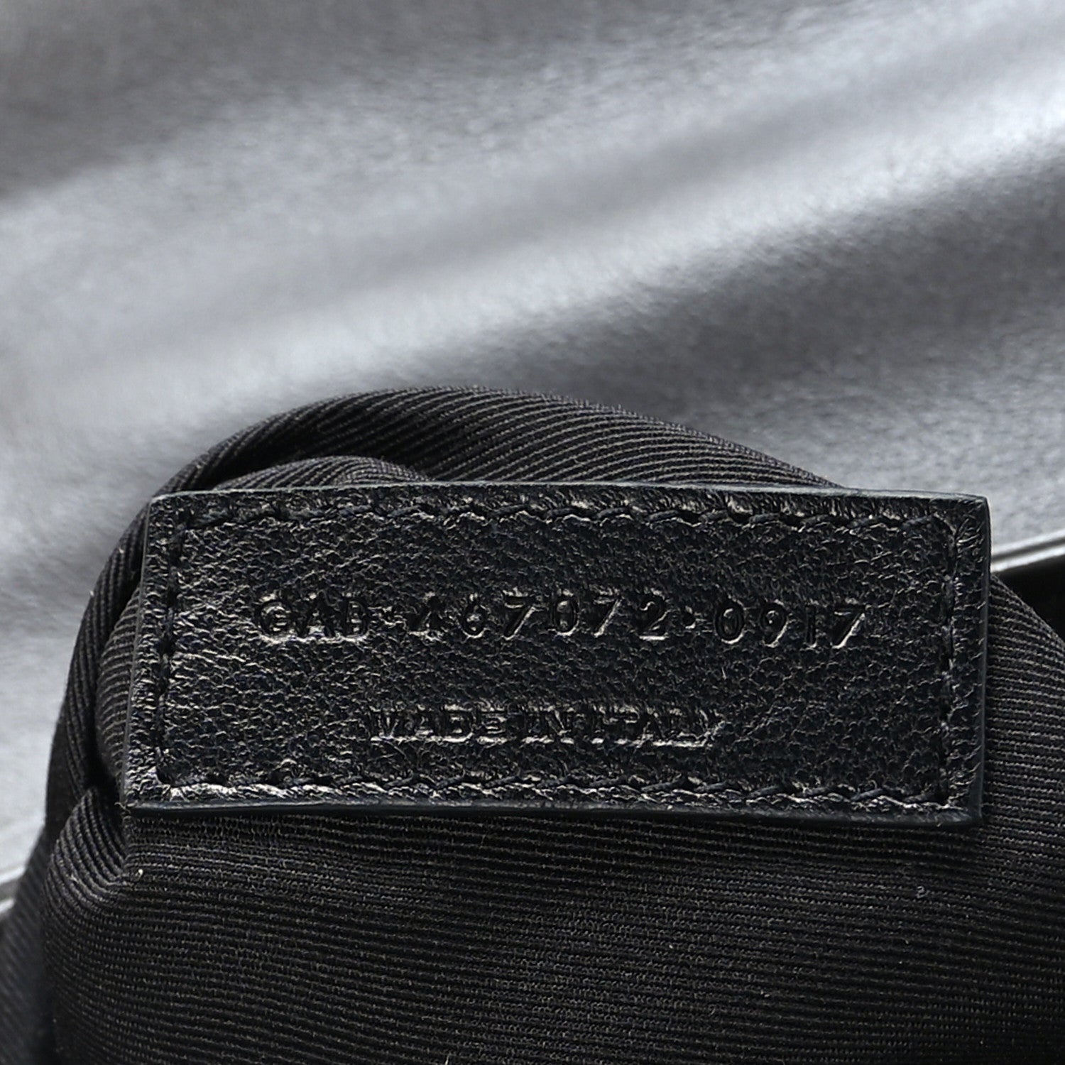 Saint Laurent Calfskin Y Quilted Monogram Toy Loulou Crossbody Bag Asphalt 6 of 9