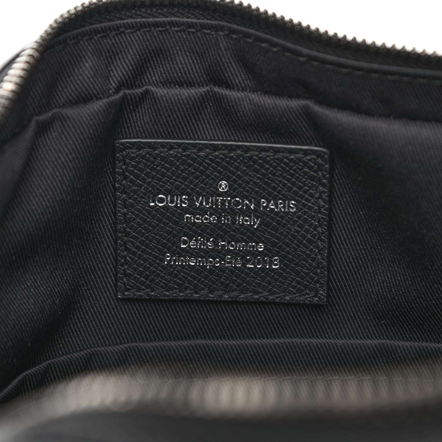 Louis Vuitton Taiga Outdoor Messenger PM Black 6 of 10