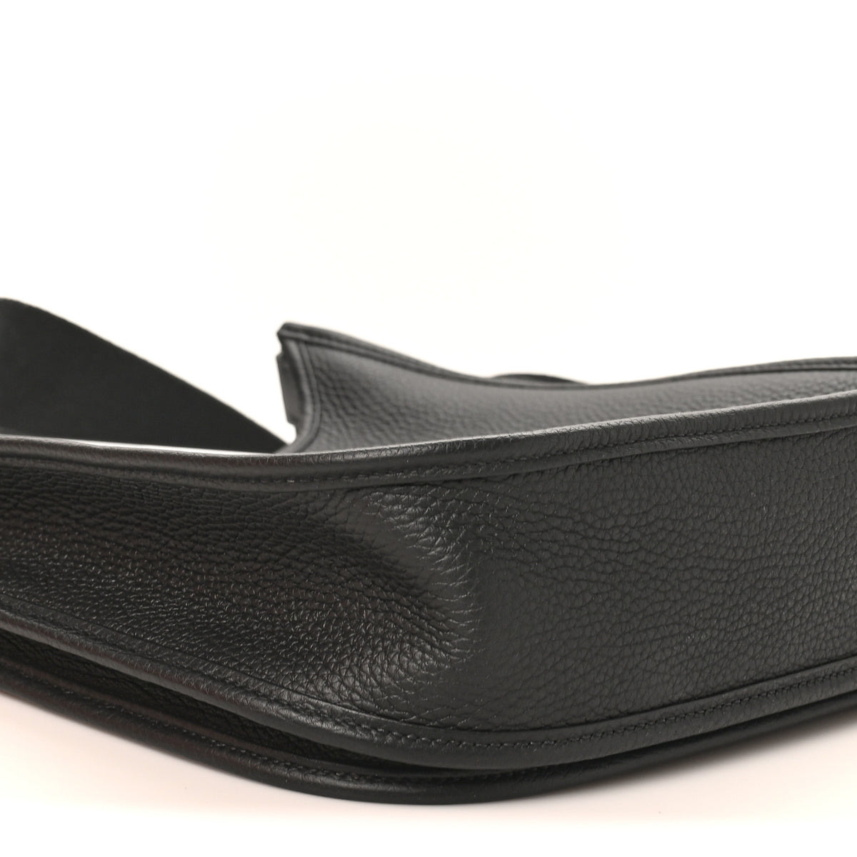 Taurillon Clemence Evelyne III PM Black